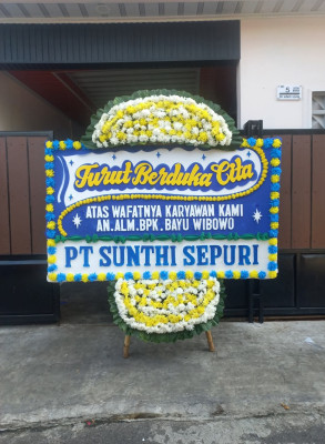 Papan Bunga Duka di Petojo Selatan