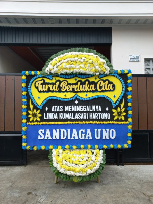 Papan Bunga Duka di Petojo Selatan